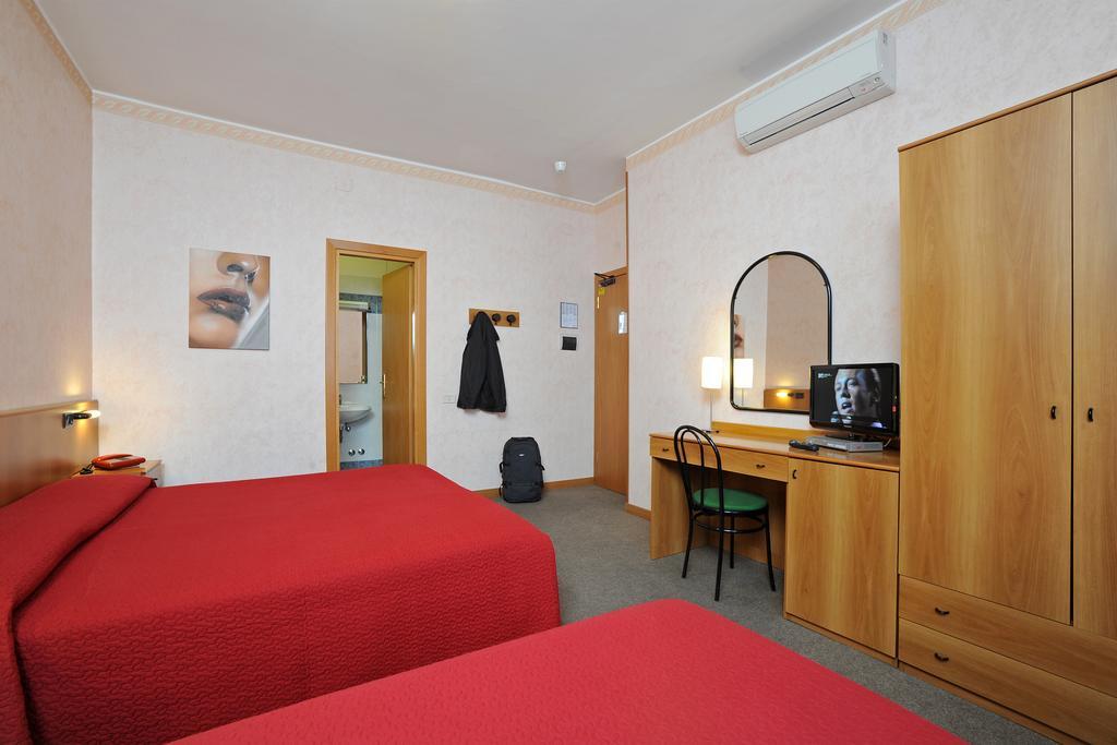 Tuscia Hotel Viterbo Phòng bức ảnh