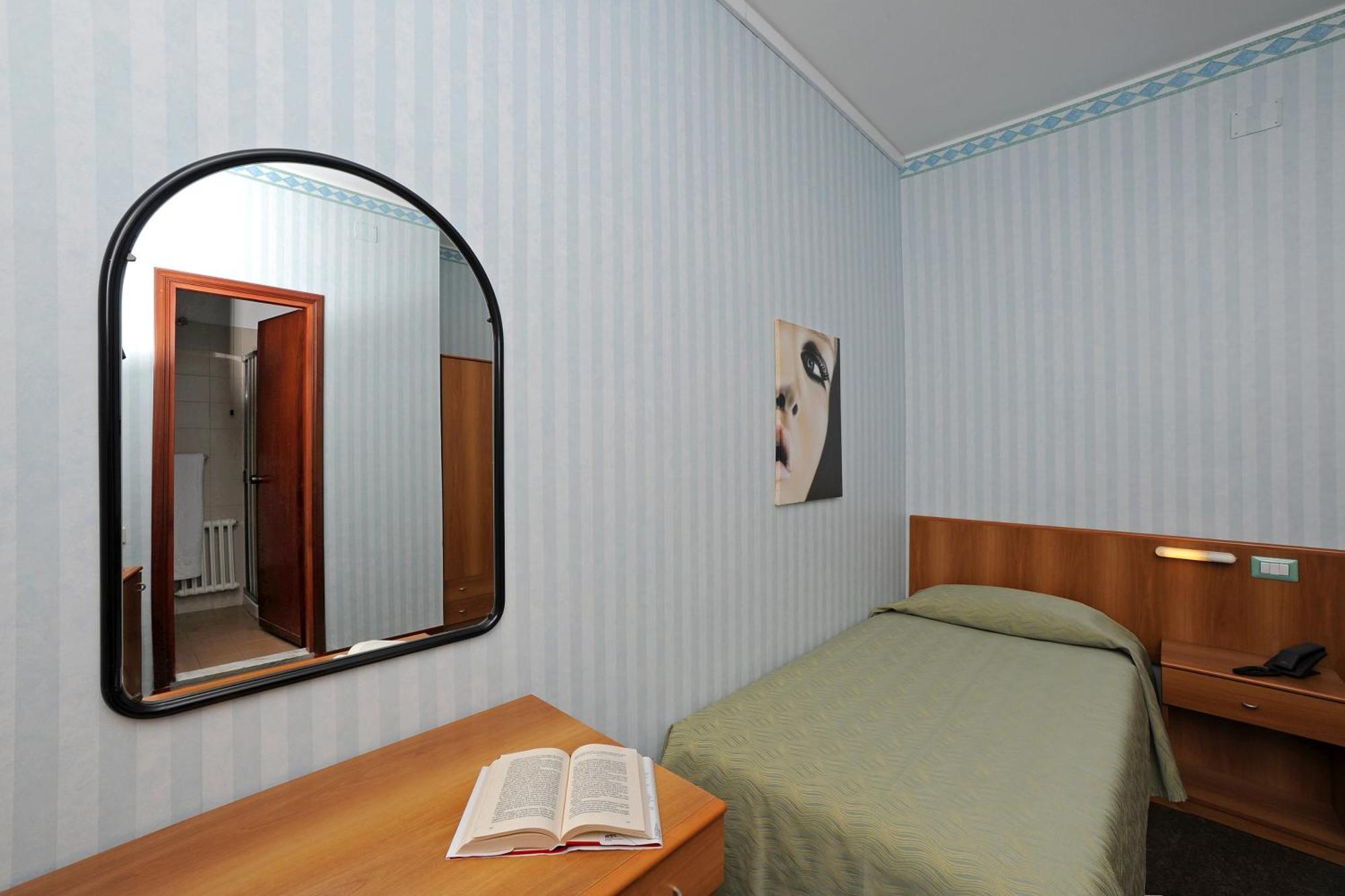 Tuscia Hotel Viterbo Phòng bức ảnh