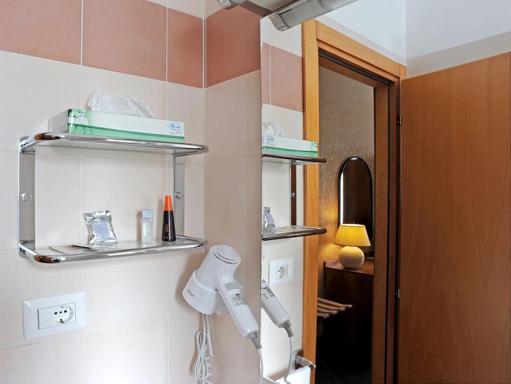 Tuscia Hotel Viterbo Phòng bức ảnh